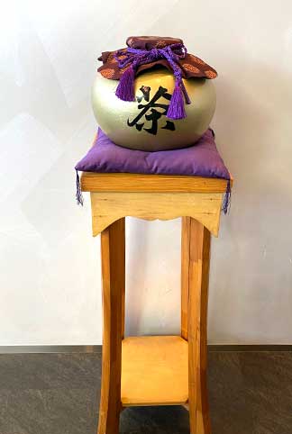 盛茶